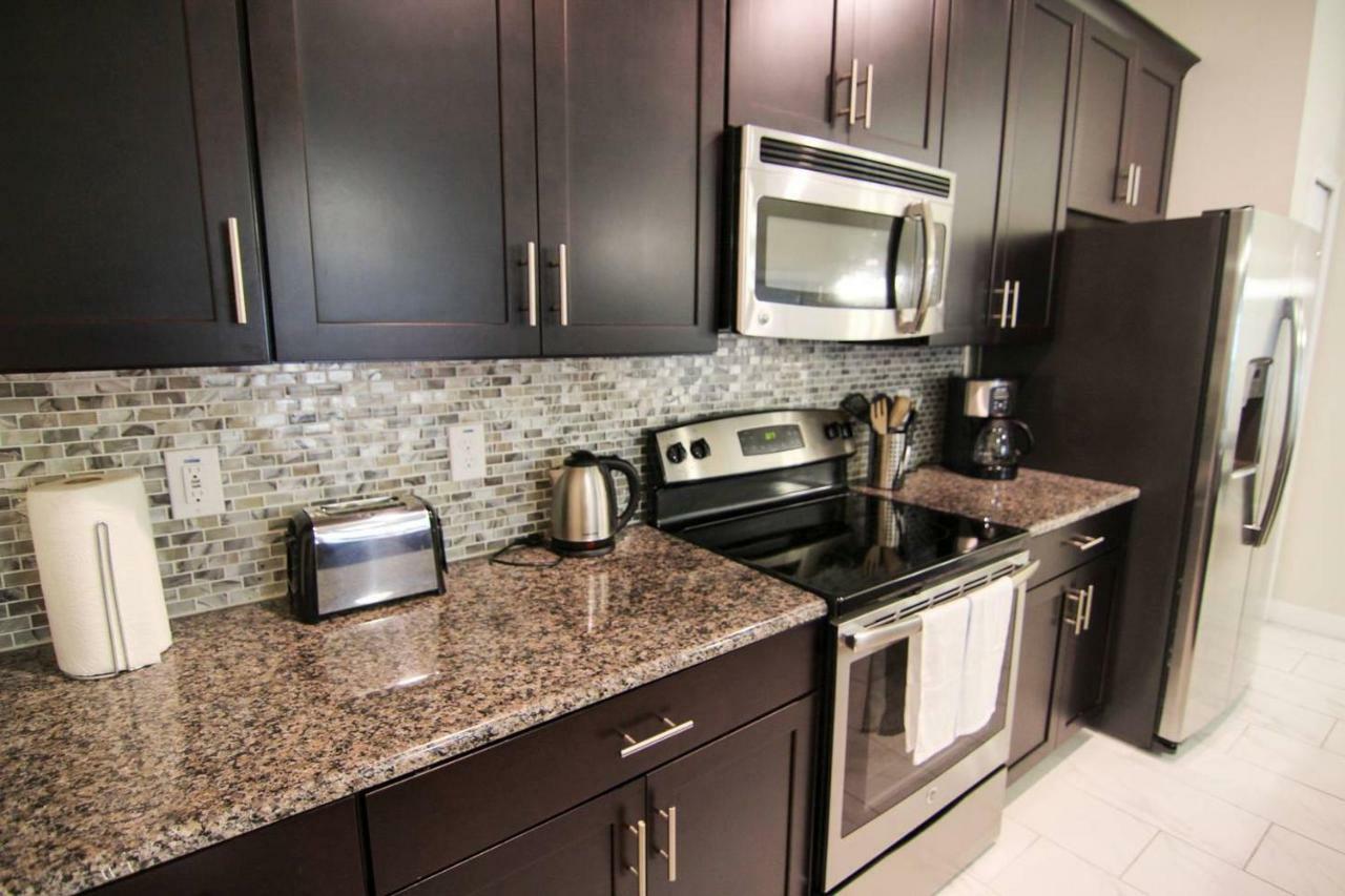 קיסימי A - New 4 Bedroom Home - 5 Miles To Disney - Free Water Park - Private Pool מראה חיצוני תמונה